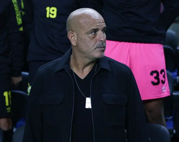 יוסי אבוקסיס מאמן בית"ר ירושלים