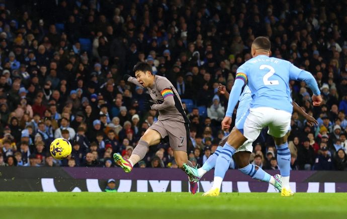 יונג מין סון טוטנהאם מול מנצ'סטר סיטי