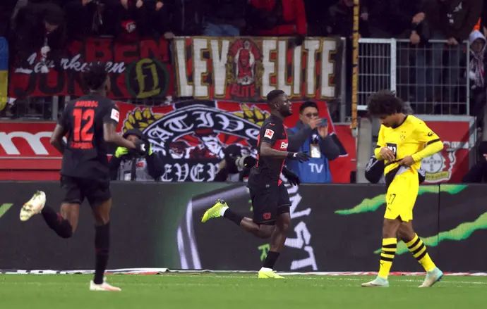 ויקטור בוניפייס שחקן באייר לברקוזן חוגג שער