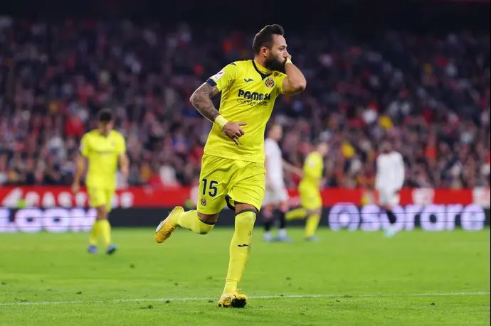 חוסה לואיס מוראלס שחקן ויאריאל חוגג שער