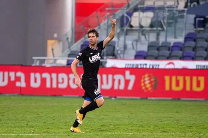 שחקן הפועל חיפה גיא מלמד