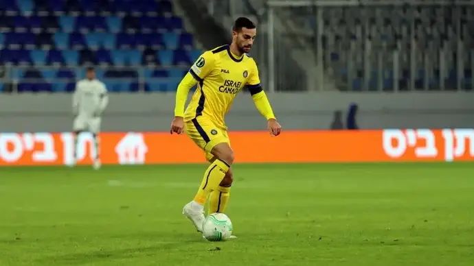 שחקן מכבי תל אביב אבישי כהן