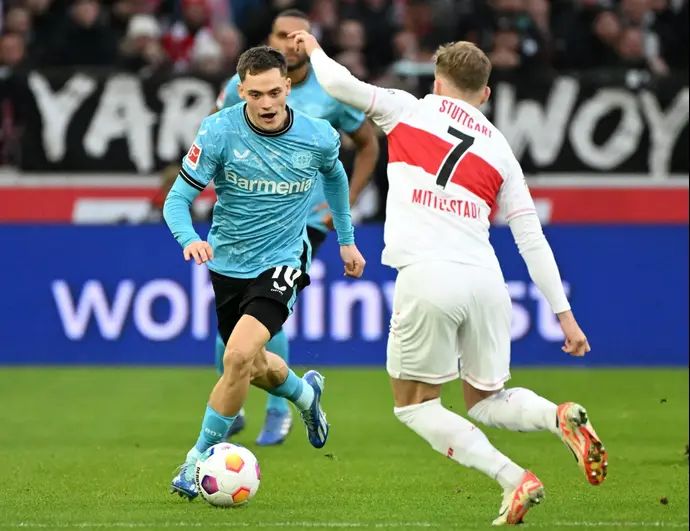 פלוריאן וירץ באייר לברקוזן מול שטוטגרט