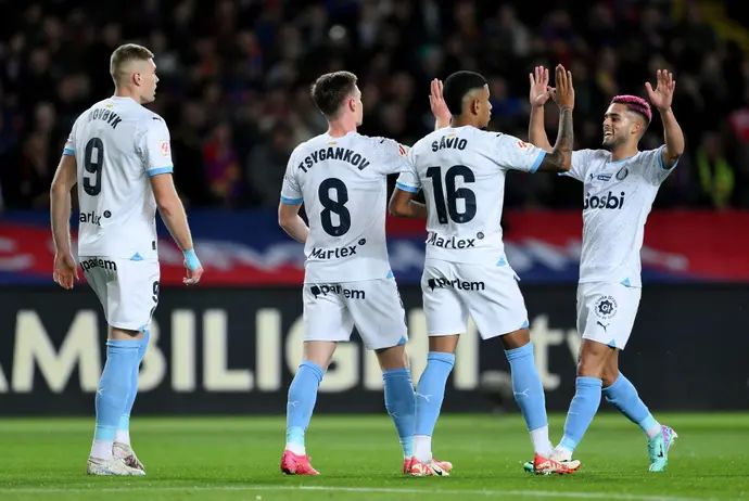 שחקני ג'ירונה חוגגים