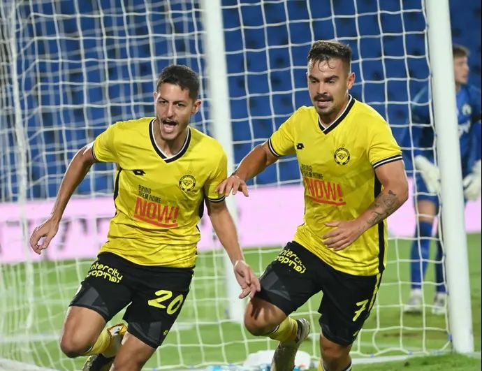 אחמד סלמן, מקסים פלקושצ'נקו, שחקני מכבי נתניה