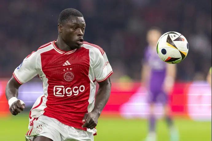 שחקן אייאקס בריאן ברובי