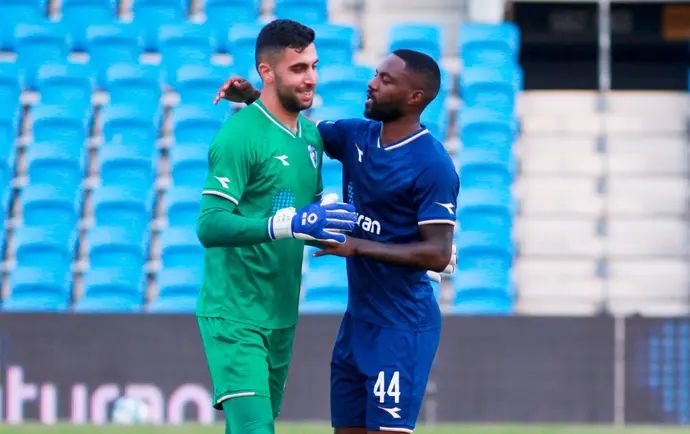 ז'ורז' מאנג'ק עם אסף צור, שחקני עירוני קרית שמונה