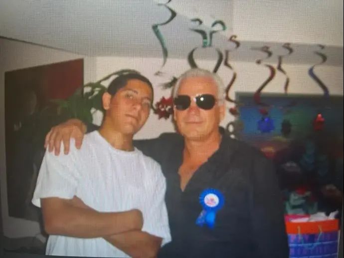 יהודה גרגיר עם בנו שמואל גרגיר