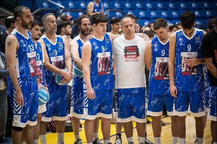 נבחרת עוטף עזה במשחק של נבחרת הוותיקים