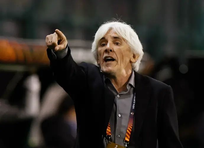 איבן יובאנוביץ' מאמן פנאתינייקוס