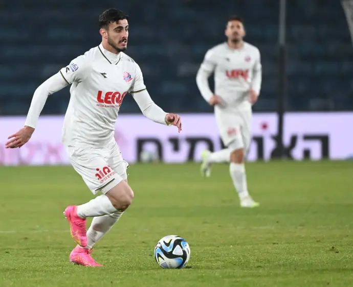 איתי בוגנים שחקן הפועל חיפה