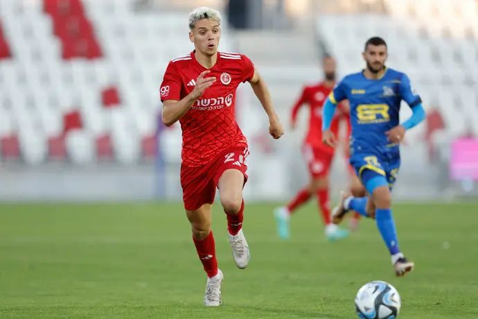 עומר סניור, שחקן הפועל תל אביב