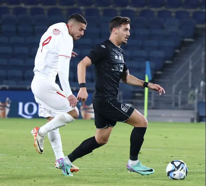 ירדן שועה בית"ר ירושלים לצד זאהי אחמד בני סכנין