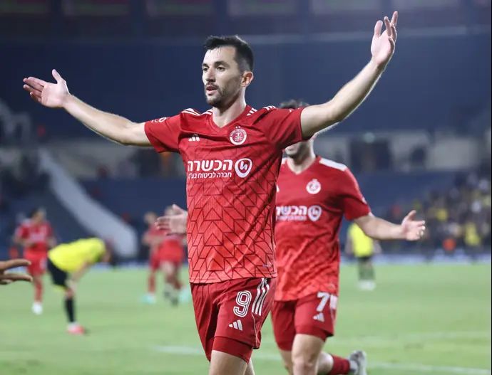 אלן אוז'בולט, הפועל תל אביב