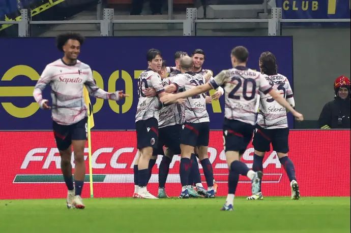 שחקני בולוניה חוגגים