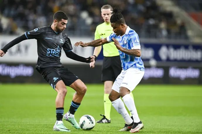 רז שלמה, בלם לובן מול חלוץ גנט גיפט אורבן