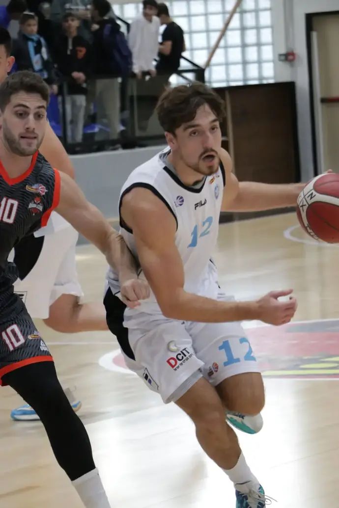 דניאל נג'ר מכבי מעלה אדומים