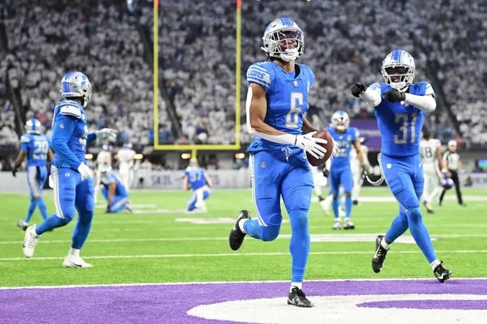 שחקן דטרויט ליונס איפיאטו מליפונו