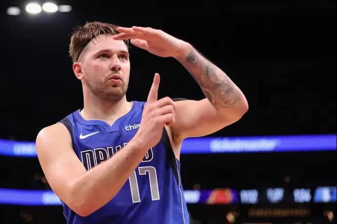 לוקה דונצ'יץ', דאלאס מאבריקס