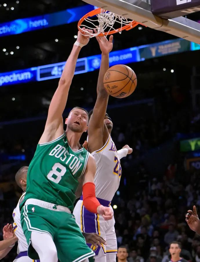 קריסטאפס פורזינגיס, בוסטון סלטיקס