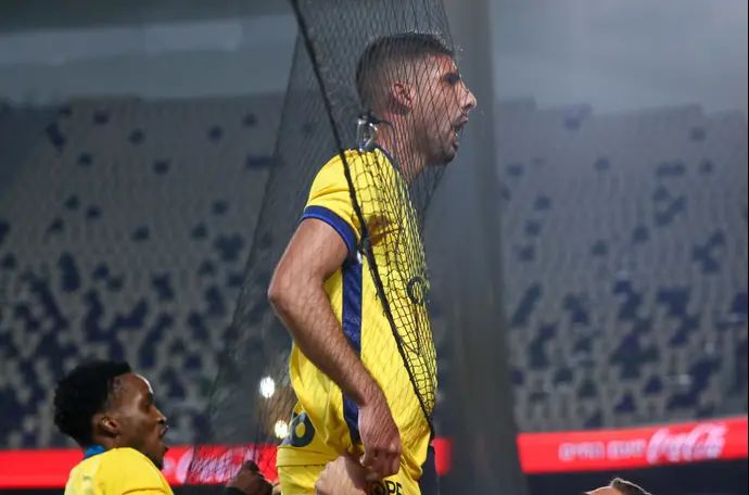 יונתן כהן שחקן מכבי תל אביב חוגג שער