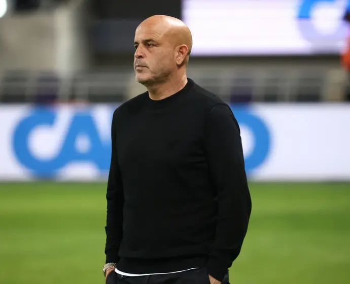 מאמן בית"ר ירושלים יוסי אבוקסיס