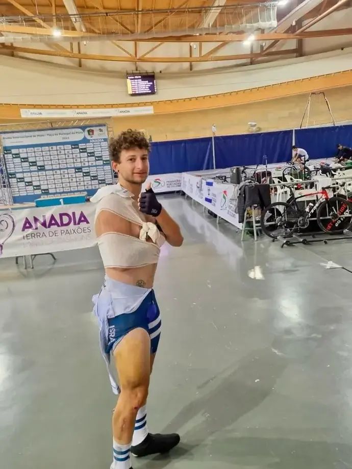 רוכב האופניים אלון יוגב