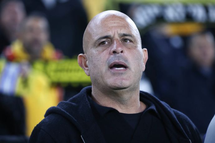 יוסי אבוקסיס מאמן בית"ר ירושלים