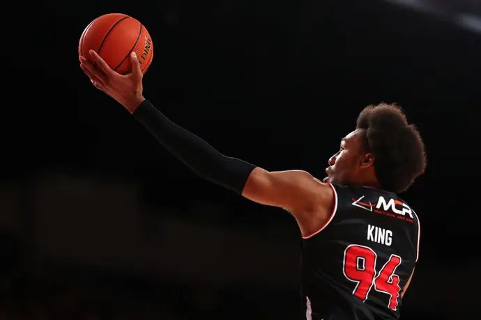 שחקן הכדורסל האמריקאי ג'ורג' קינג