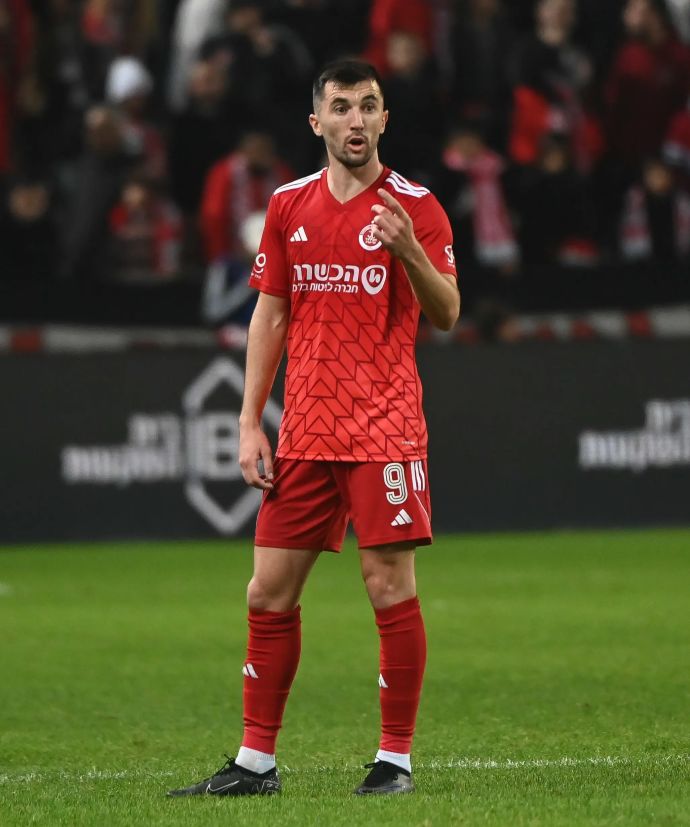 אלן אוז'בולט שחקן הפועל תל אביב