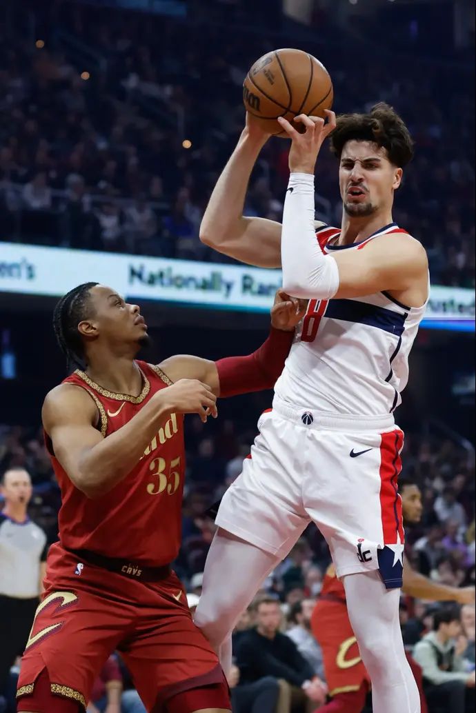 דני אבדיה, וושינגטון וויזארדס, מול אייזק אוקורו, קליבלנד קאבלירס