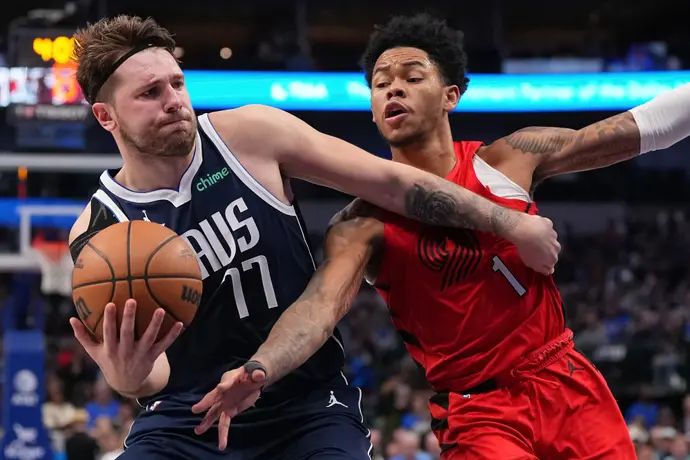 לוקה דונצ'יץ', דאלאס מאבריקס, מול אנפרני סיימונס, פורטלנד בלייזרס