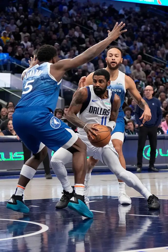 קיירי אירווינג מול אנתוני אדורדס, דאלאס מאבריקס מול מינסוטה