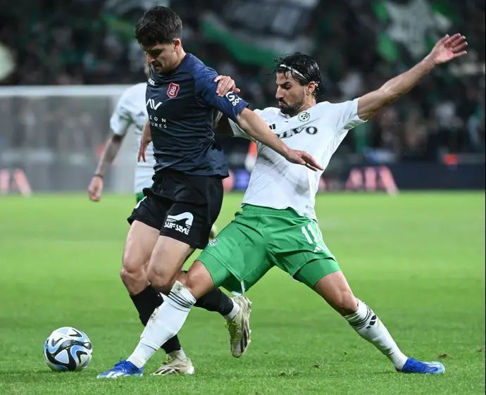 נדב נידם שחקן הפועל ירושלים לפני ליאור רפאלוב שחקן מכבי חיפה