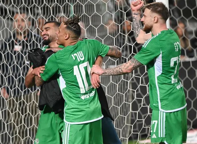 פייר קורנו, צ'ארון שרי, מחמוד ג'אבר, שחקני מכבי חיפה