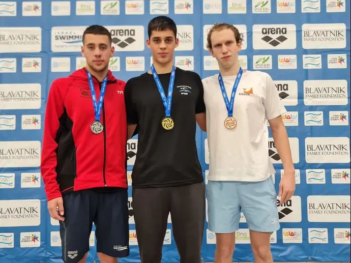 אשכול מזור, מאור גורלניק, תמיר רומם שחייה