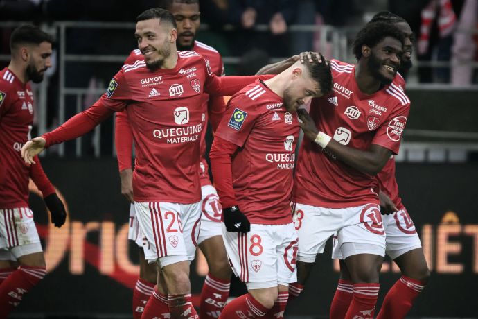 שחקני ברסט חוגגים