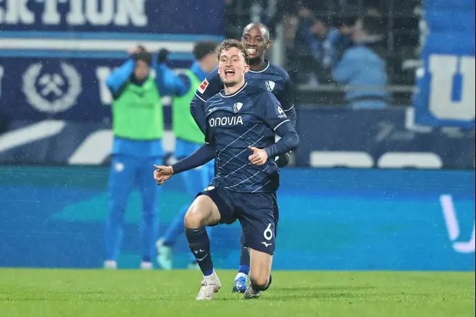 שחקן בוכום פטריק אוסטרהאגה