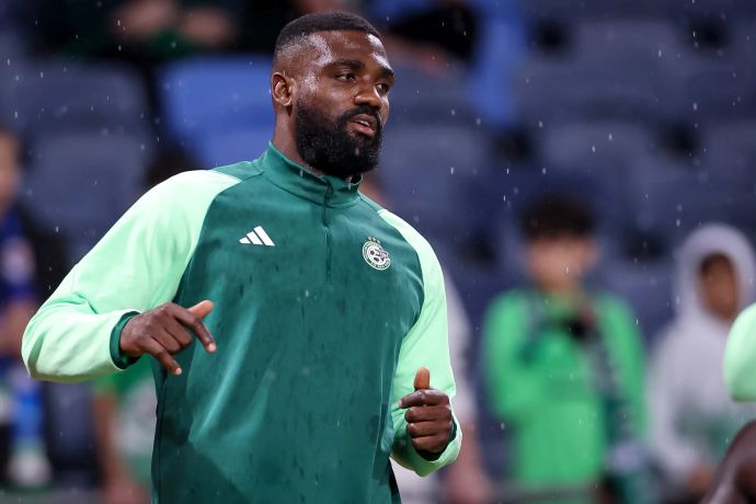 פרנזי פיירו שחקן מכבי חיפה בחימום