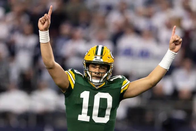 ג'ורדן לאב בניצחון על דאלאס. DNA של מועדון