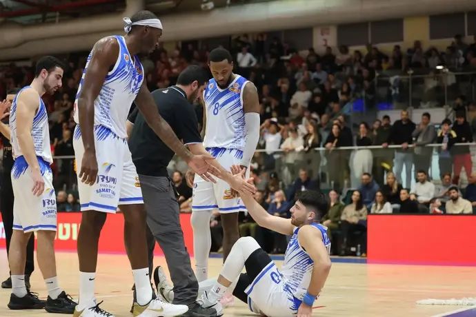 שחקני עירוני רמת גן עם יובל שניידרמן