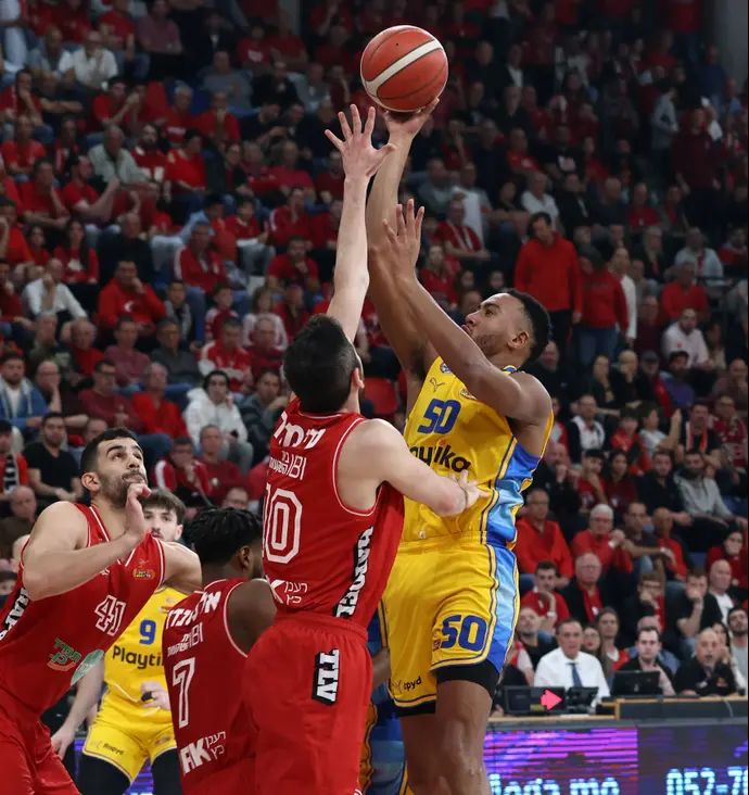 בונזי קולסון מכבי תל אביב