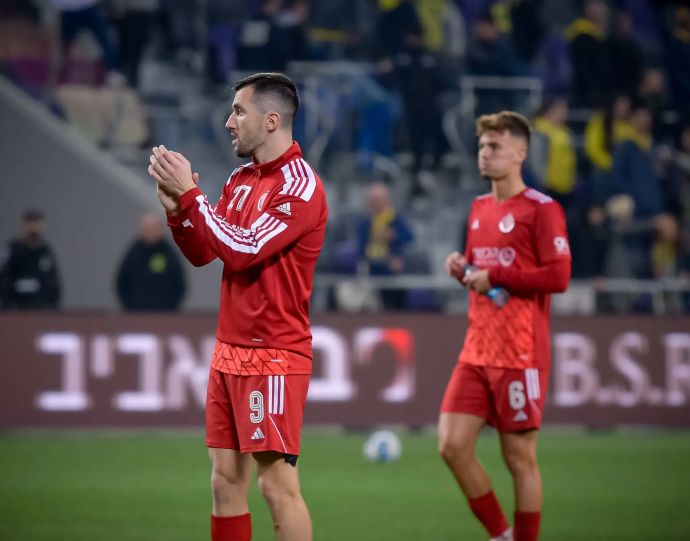 אלן אוז'בולט, שחקן הפועל תל אביב