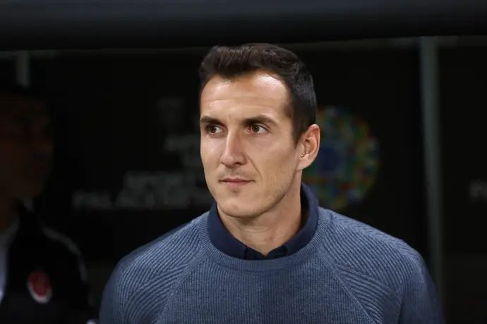 בורחה למה מאמן הפועל תל אביב