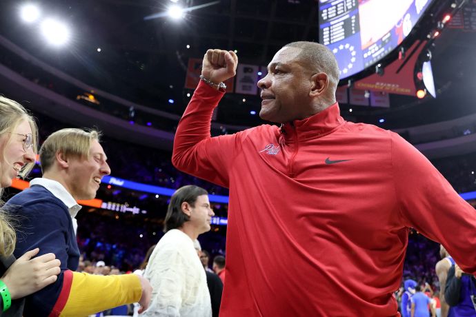 מאמן הכדורסל דוק ריברס