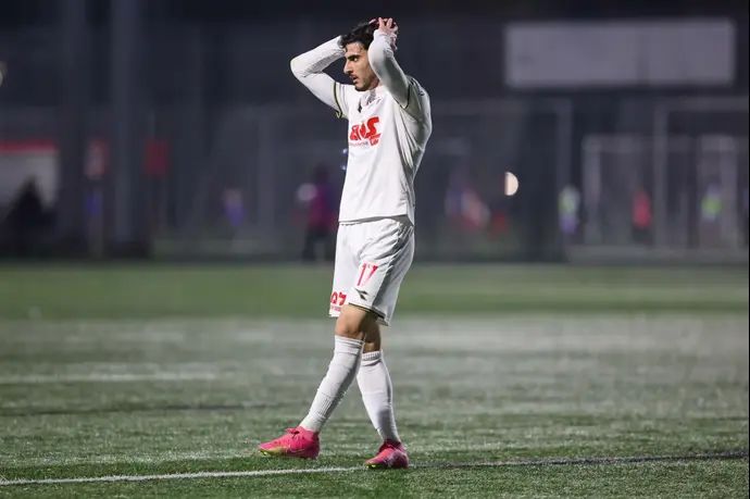 איתי בוגנים שחקן הפועל חיפה חוגג שער