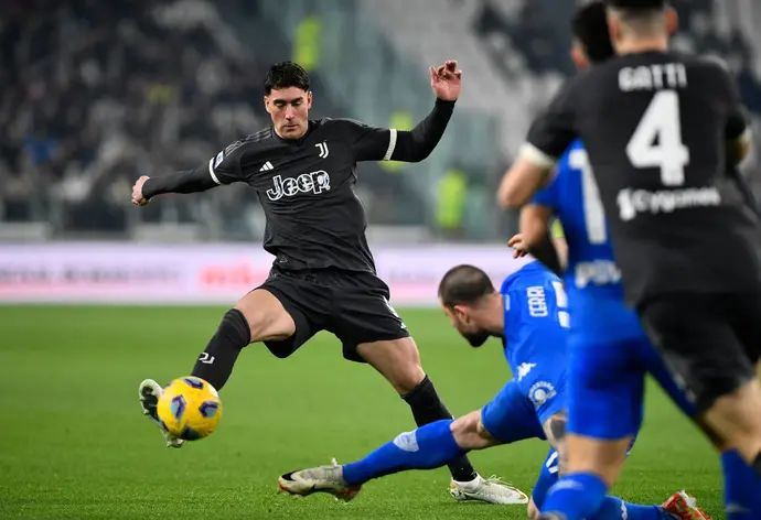 שחקן יובנטוס, דושאן ולאחוביץ'