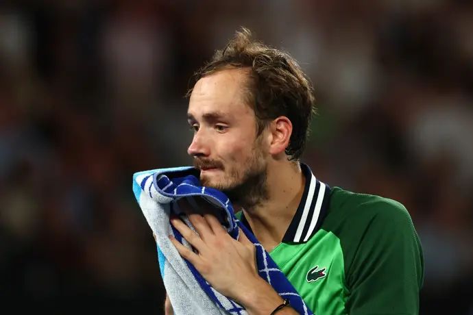 דניל מדבדב במהלך גמר אליפות אוסטרליה