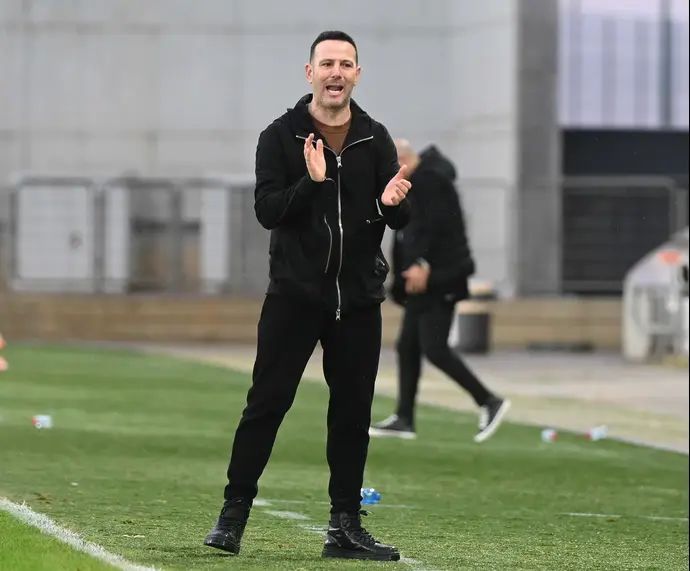 גיא צרפתי מאמן מכבי נתניה