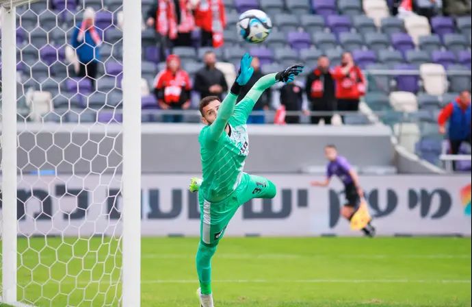 שוער הפועל פתח תקוה, ניקוס ינאקופולוס